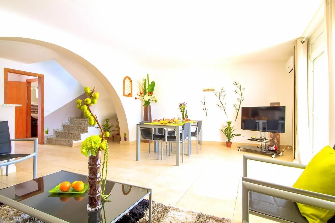 Leon Inmo Luxusvilla Esmeralda - 10029 Empuriabrava Prázdninový dům