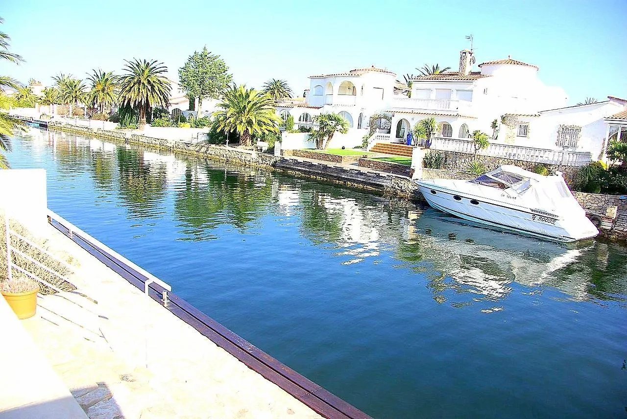 Holiday home Leon Inmo Luxusvilla Esmeralda - 10029